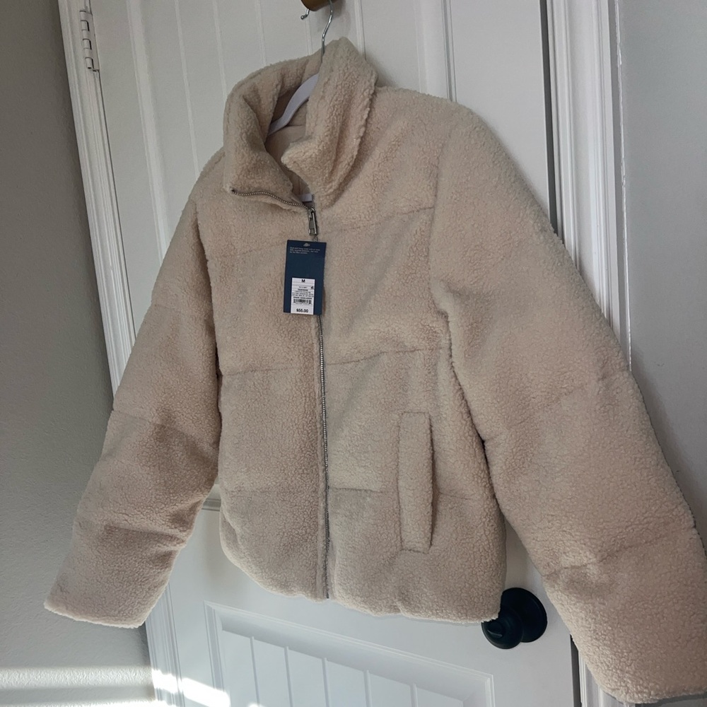 NWT! Universal Thread Cream Sherpa Puffer Jacket Sz M Super soft!